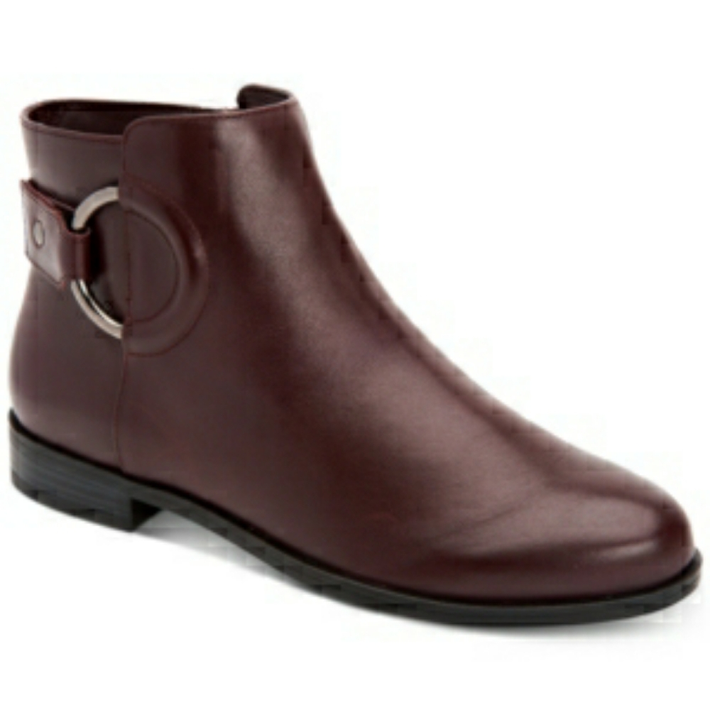 Alfani Women's Step 'N Flex Avvia Leather Booties